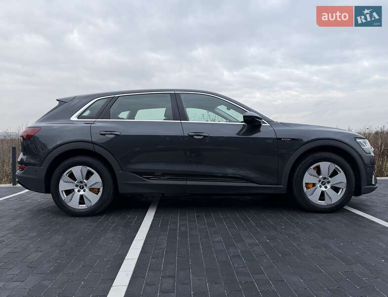 Внедорожник / Кроссовер Audi e-tron 2020 в Ровно