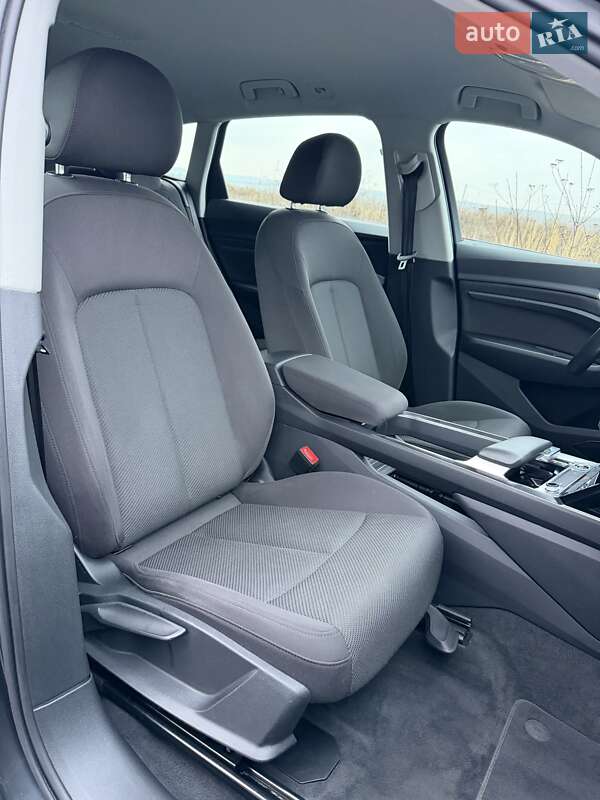 Внедорожник / Кроссовер Audi e-tron 2020 в Ровно