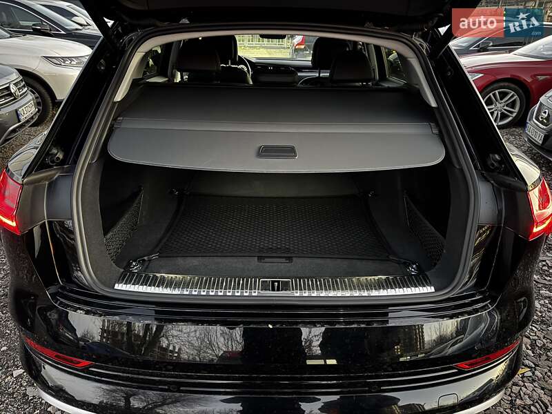 Внедорожник / Кроссовер Audi e-tron 2021 в Киеве фото 18 Внедорожник / Кроссовер Audi e-tron 2021 в Киеве