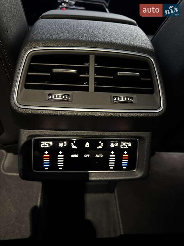 Внедорожник / Кроссовер Audi e-tron 2021 в Киеве фото 17 Внедорожник / Кроссовер Audi e-tron 2021 в Киеве