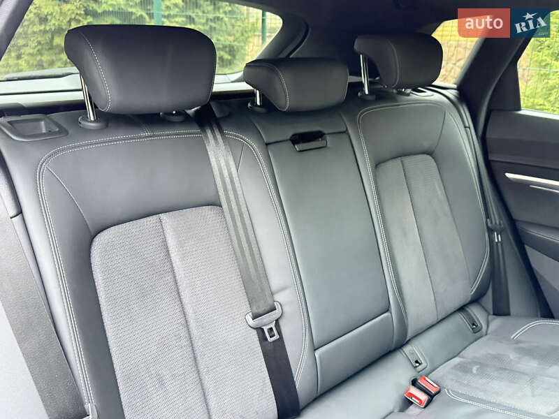 Внедорожник / Кроссовер Audi e-tron 2022 в Ровно