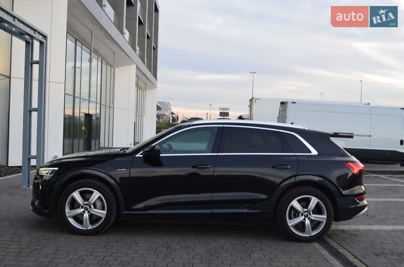 Внедорожник / Кроссовер Audi e-tron 2022 в Львове фото 30 Внедорожник / Кроссовер Audi e-tron 2022 в Львове