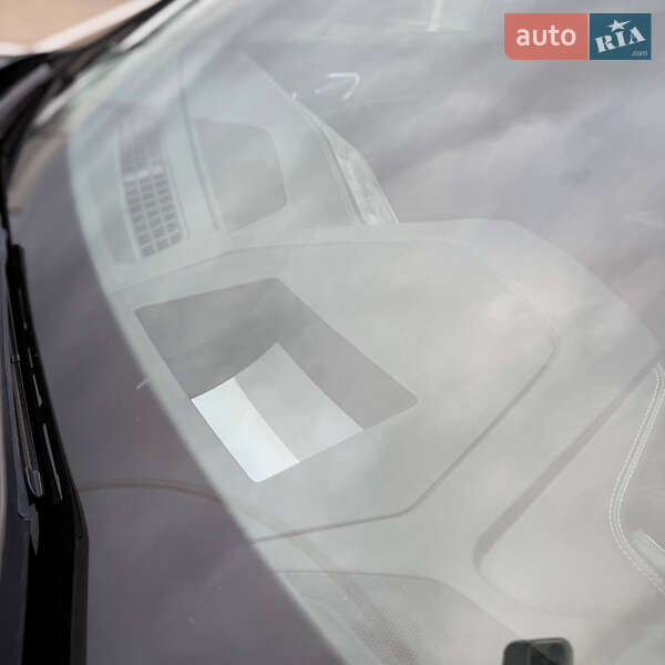 Внедорожник / Кроссовер Audi e-tron 2019 в Киеве фото 12 Внедорожник / Кроссовер Audi e-tron 2019 в Киеве