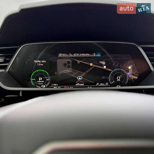 Внедорожник / Кроссовер Audi e-tron 2019 в Киеве фото 33 Внедорожник / Кроссовер Audi e-tron 2019 в Киеве