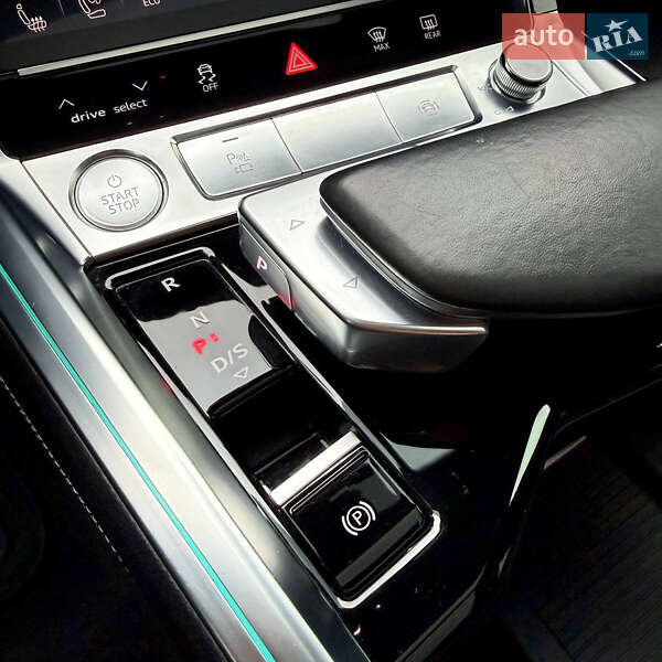 Внедорожник / Кроссовер Audi e-tron 2019 в Киеве фото 50 Внедорожник / Кроссовер Audi e-tron 2019 в Киеве