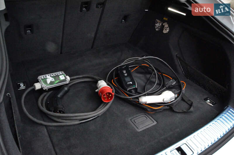 Внедорожник / Кроссовер Audi e-tron 2020 в Львове фото 19 Внедорожник / Кроссовер Audi e-tron 2020 в Львове