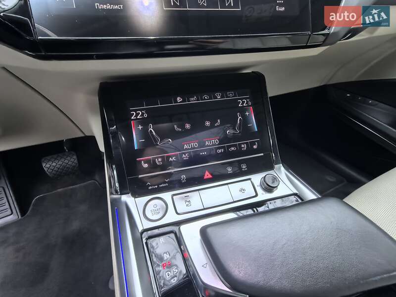 Внедорожник / Кроссовер Audi e-tron 2019 в Киеве
