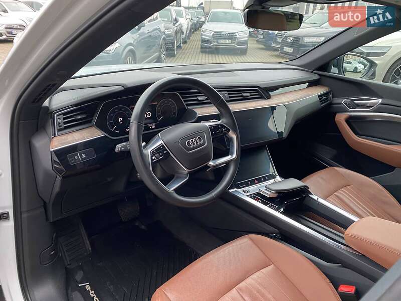 Внедорожник / Кроссовер Audi e-tron 2021 в Львове фото 9 Внедорожник / Кроссовер Audi e-tron 2021 в Львове