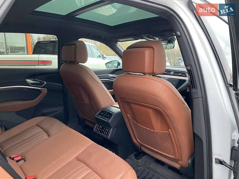 Внедорожник / Кроссовер Audi e-tron 2021 в Львове фото 22 Внедорожник / Кроссовер Audi e-tron 2021 в Львове