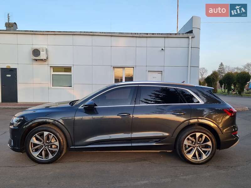 Внедорожник / Кроссовер Audi e-tron 2020 в Коломые