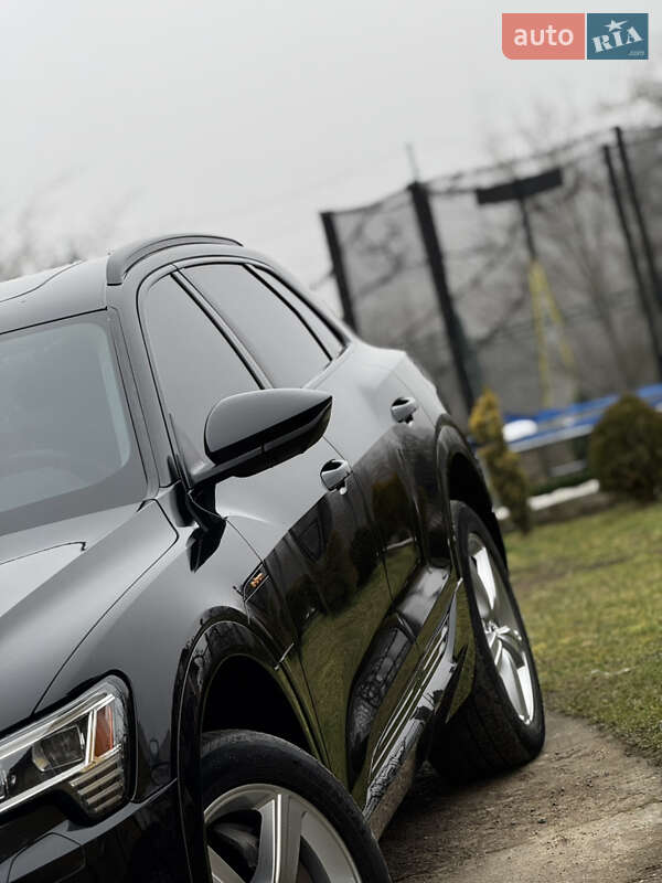 Внедорожник / Кроссовер Audi e-tron 2019 в Дрогобыче