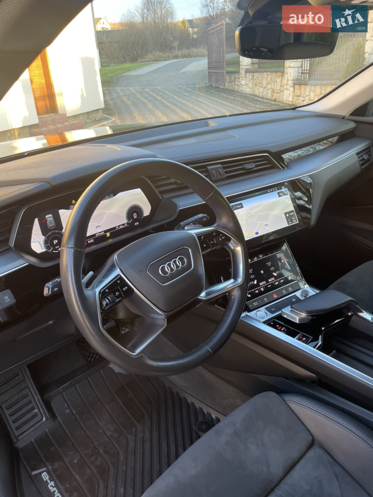 2020 Audi e-tron - мініатюра 42