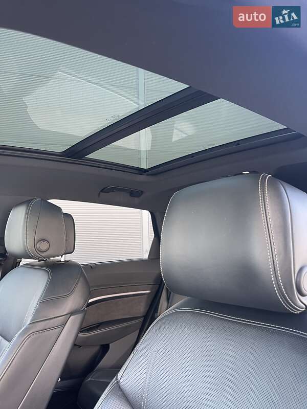 Внедорожник / Кроссовер Audi e-tron 2019 в Ивано-Франковске