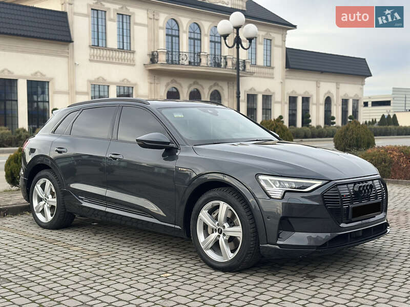 Внедорожник / Кроссовер Audi e-tron 2019 в Мукачево фото 2 Внедорожник / Кроссовер Audi e-tron 2019 в Мукачево