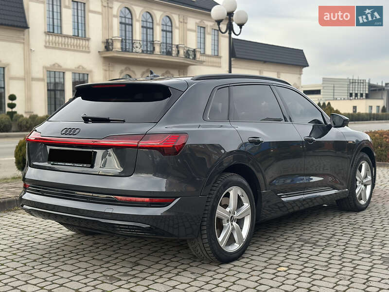 Внедорожник / Кроссовер Audi e-tron 2019 в Мукачево фото 7 Внедорожник / Кроссовер Audi e-tron 2019 в Мукачево