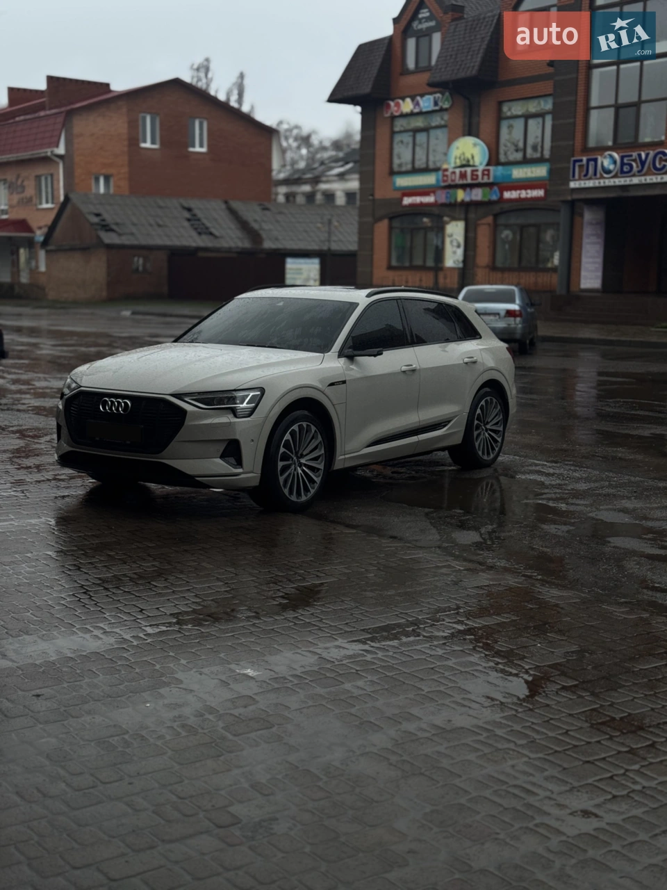 2019 Audi e-tron - мініатюра 25