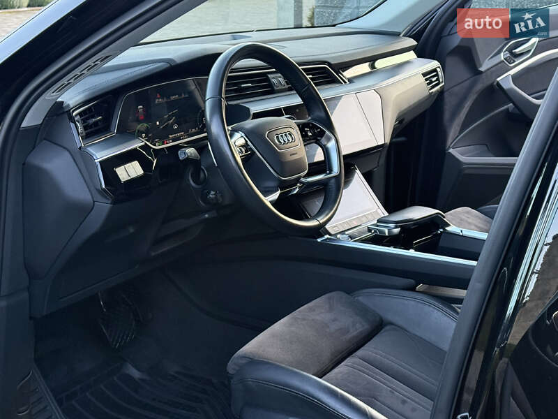 Внедорожник / Кроссовер Audi e-tron 2019 в Ровно