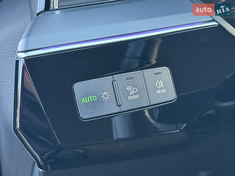 Внедорожник / Кроссовер Audi e-tron 2019 в Ровно
