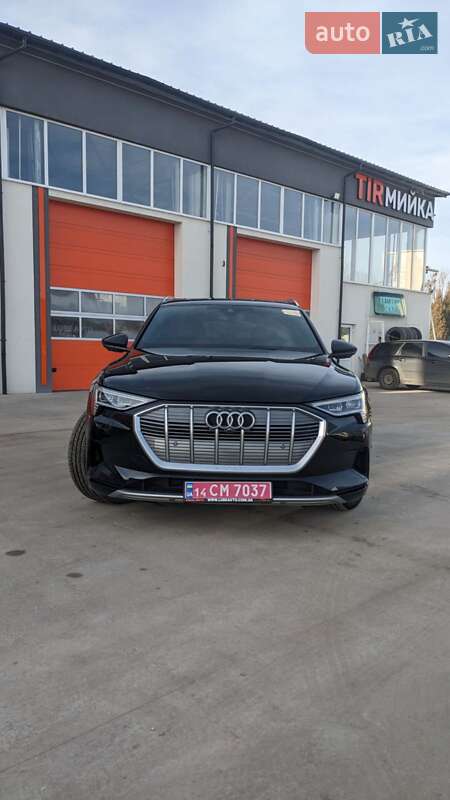 Внедорожник / Кроссовер Audi e-tron 2022 в Львове фото 3 Внедорожник / Кроссовер Audi e-tron 2022 в Львове