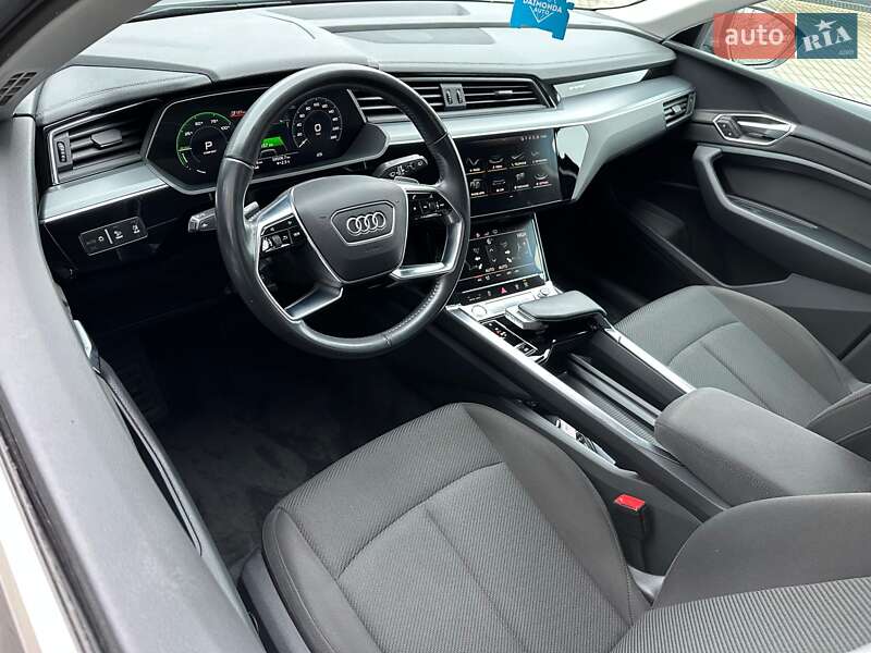 Внедорожник / Кроссовер Audi e-tron 2020 в Черновцах