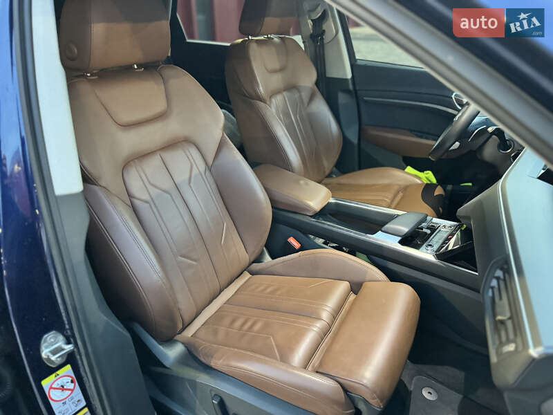 Внедорожник / Кроссовер Audi e-tron 2022 в Львове фото 11 Внедорожник / Кроссовер Audi e-tron 2022 в Львове