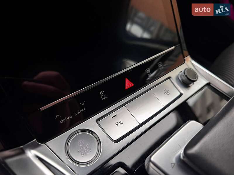 Внедорожник / Кроссовер Audi e-tron 2019 в Ивано-Франковске