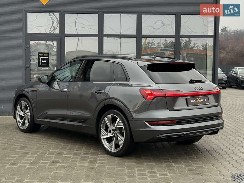Внедорожник / Кроссовер Audi e-tron 2021 в Мукачево