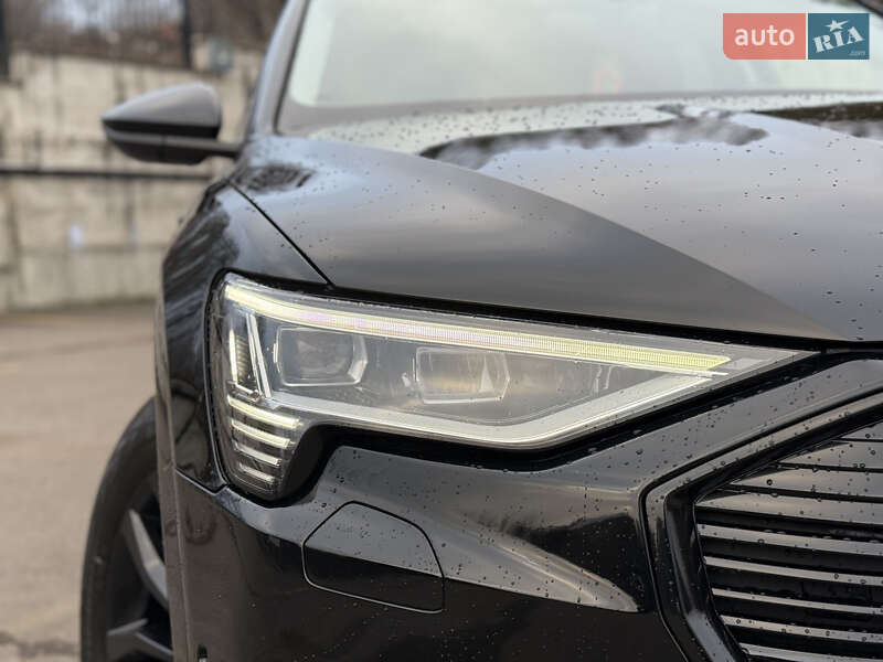 Внедорожник / Кроссовер Audi e-tron 2021 в Ровно фото 8 Внедорожник / Кроссовер Audi e-tron 2021 в Ровно