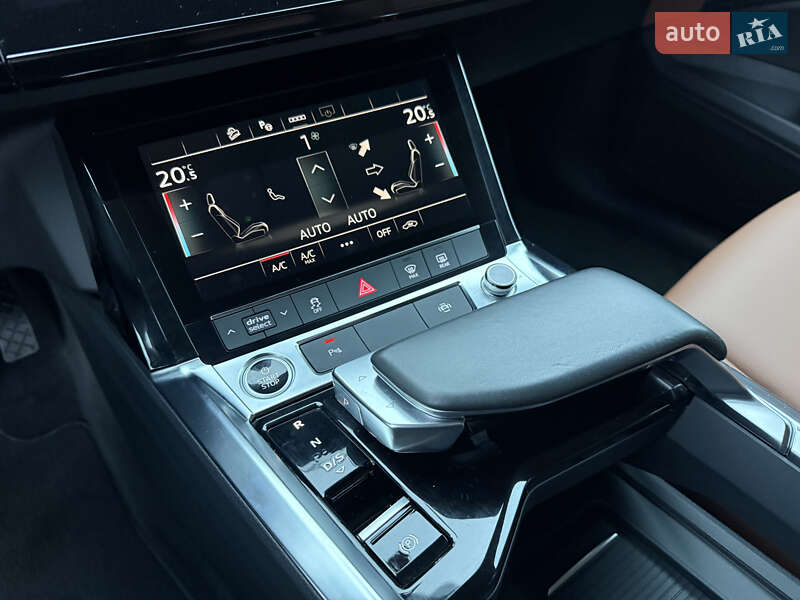 Внедорожник / Кроссовер Audi e-tron 2021 в Ровно фото 59 Внедорожник / Кроссовер Audi e-tron 2021 в Ровно