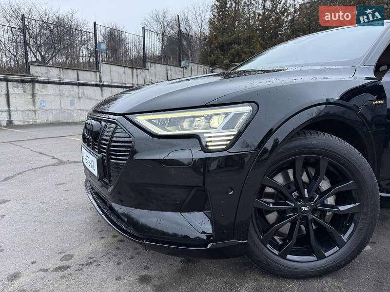 Внедорожник / Кроссовер Audi e-tron 2021 в Ровно фото 64 Внедорожник / Кроссовер Audi e-tron 2021 в Ровно