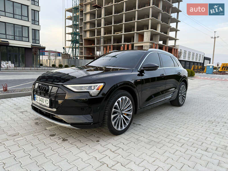 Audi e-tron 2019