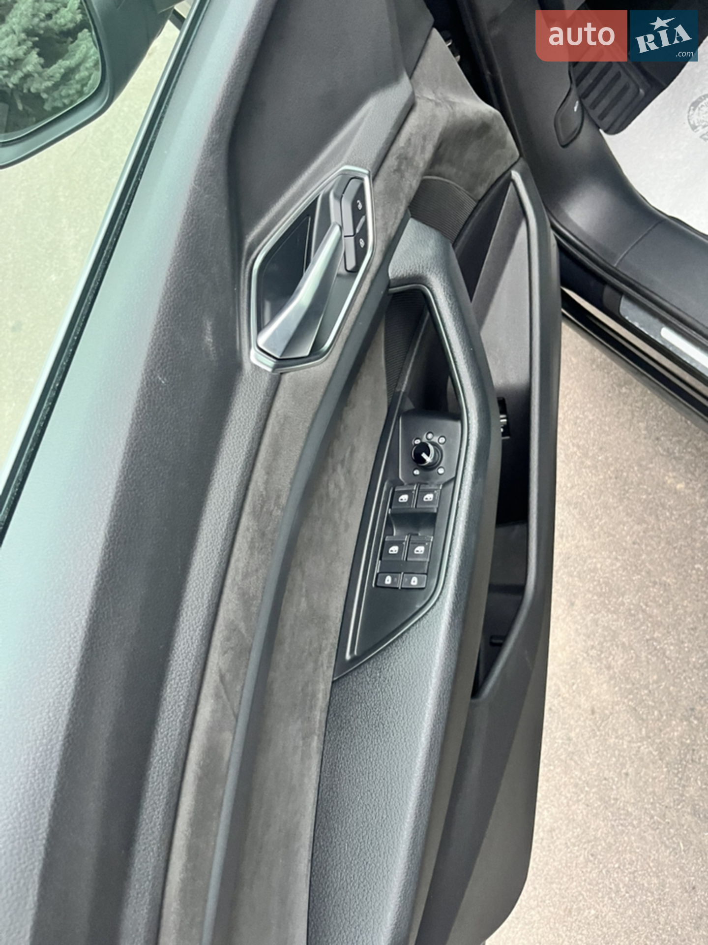 2020 Audi e-tron - мініатюра 40