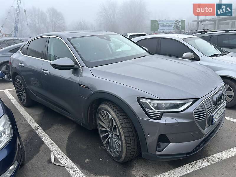 Внедорожник / Кроссовер Audi e-tron 2020 в Тернополе фото 6 Внедорожник / Кроссовер Audi e-tron 2020 в Тернополе