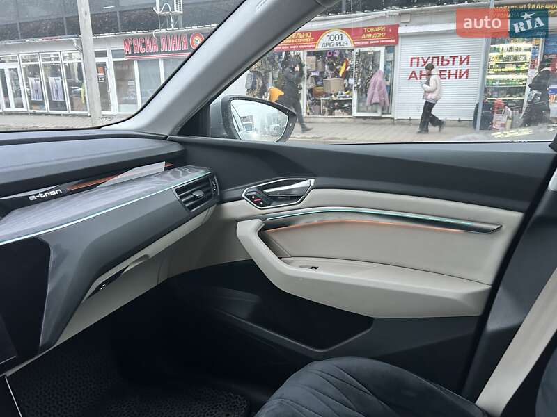 Внедорожник / Кроссовер Audi e-tron 2020 в Тернополе фото 9 Внедорожник / Кроссовер Audi e-tron 2020 в Тернополе