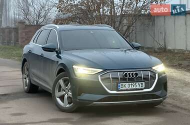 Внедорожник / Кроссовер Audi e-tron 2019 в Ровно
