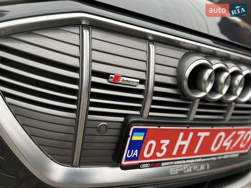Позашляховик / Кросовер Audi e-tron 2023 в Хмельницькому