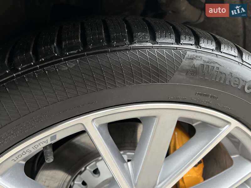 Позашляховик / Кросовер Audi e-tron 2023 в Хмельницькому