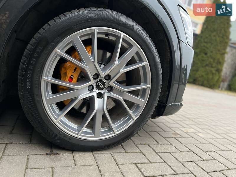 Позашляховик / Кросовер Audi e-tron 2023 в Хмельницькому