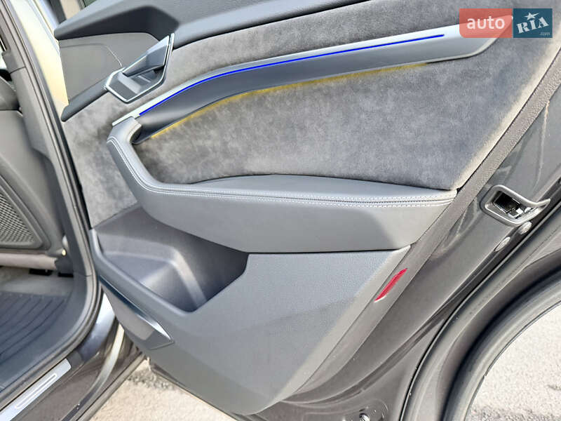 Внедорожник / Кроссовер Audi e-tron 2020 в Львове