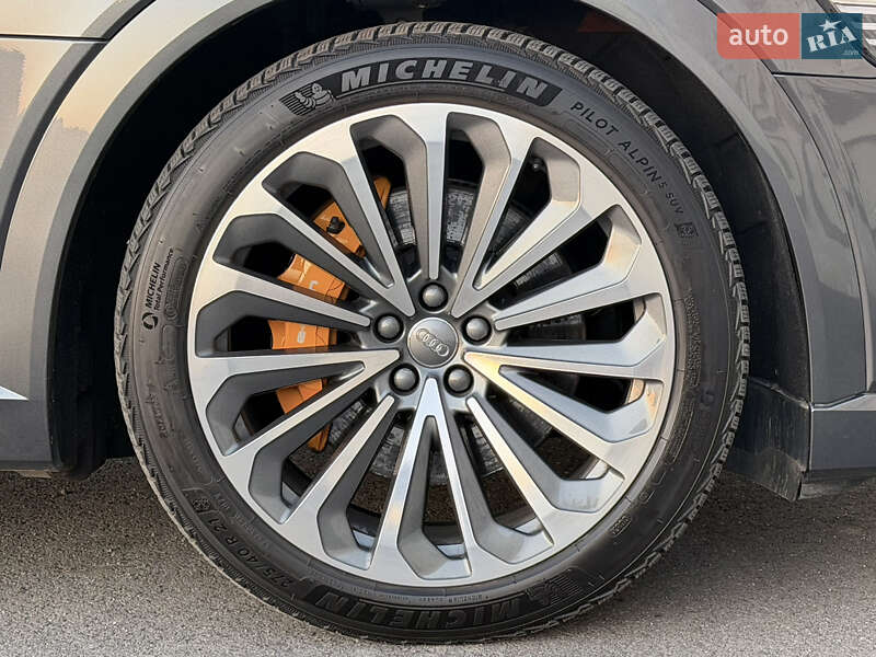 Внедорожник / Кроссовер Audi e-tron 2020 в Львове