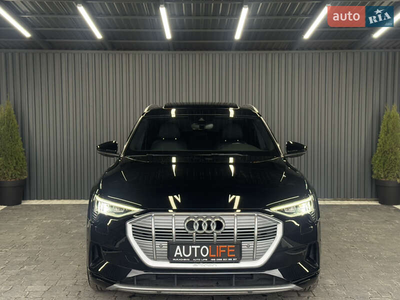 Внедорожник / Кроссовер Audi e-tron 2021 в Мукачево