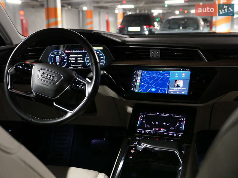Внедорожник / Кроссовер Audi e-tron 2019 в Львове