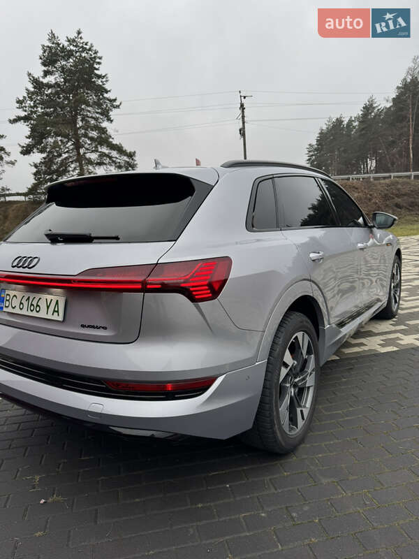 Внедорожник / Кроссовер Audi e-tron 2022 в Львове