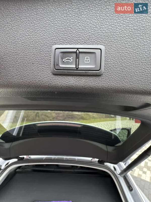 Внедорожник / Кроссовер Audi e-tron 2022 в Львове