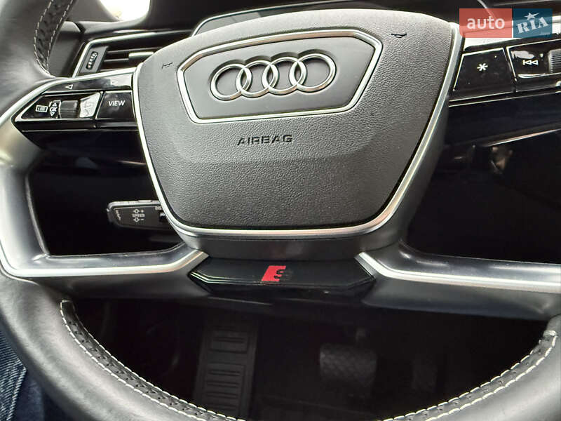 Внедорожник / Кроссовер Audi e-tron 2021 в Тернополе