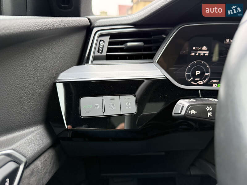 Внедорожник / Кроссовер Audi e-tron 2021 в Тернополе