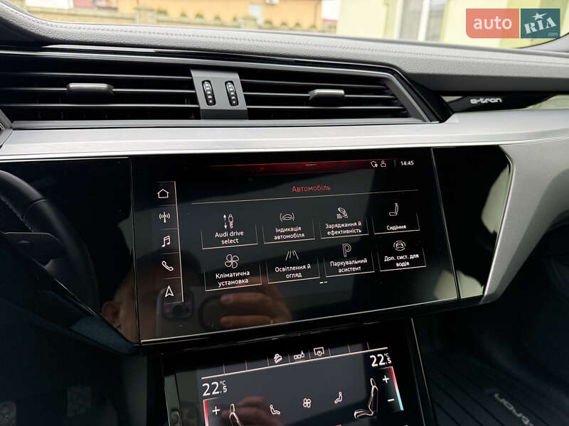 Внедорожник / Кроссовер Audi e-tron 2021 в Тернополе