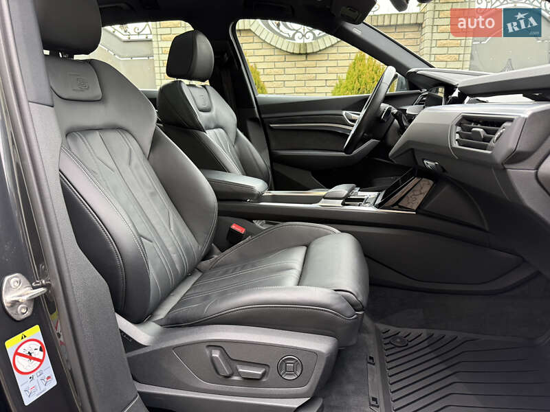 Внедорожник / Кроссовер Audi e-tron 2021 в Тернополе