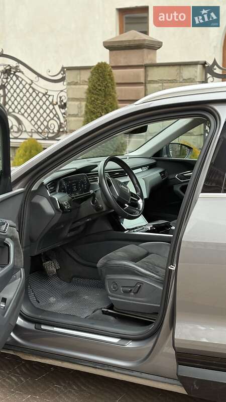 Внедорожник / Кроссовер Audi e-tron 2020 в Тернополе