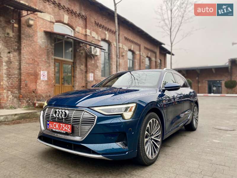 Внедорожник / Кроссовер Audi e-tron 2019 в Львове